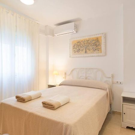 Apartamento Ventura Malagaアパートメント エクステリア 写真
