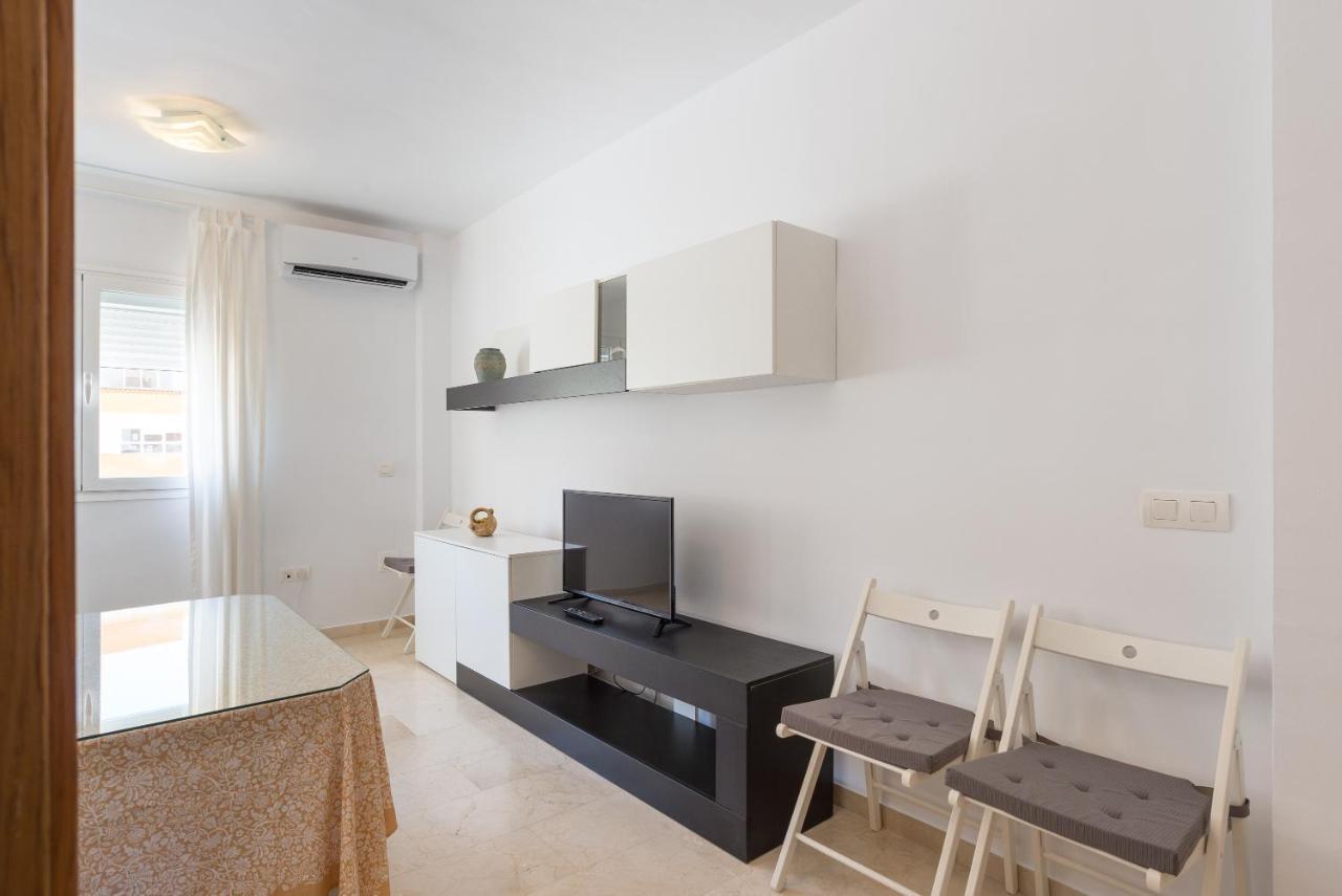 Apartamento Ventura Malagaアパートメント エクステリア 写真