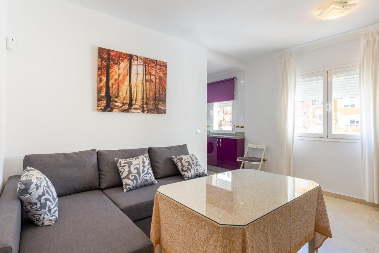 Apartamento Ventura Malagaアパートメント エクステリア 写真
